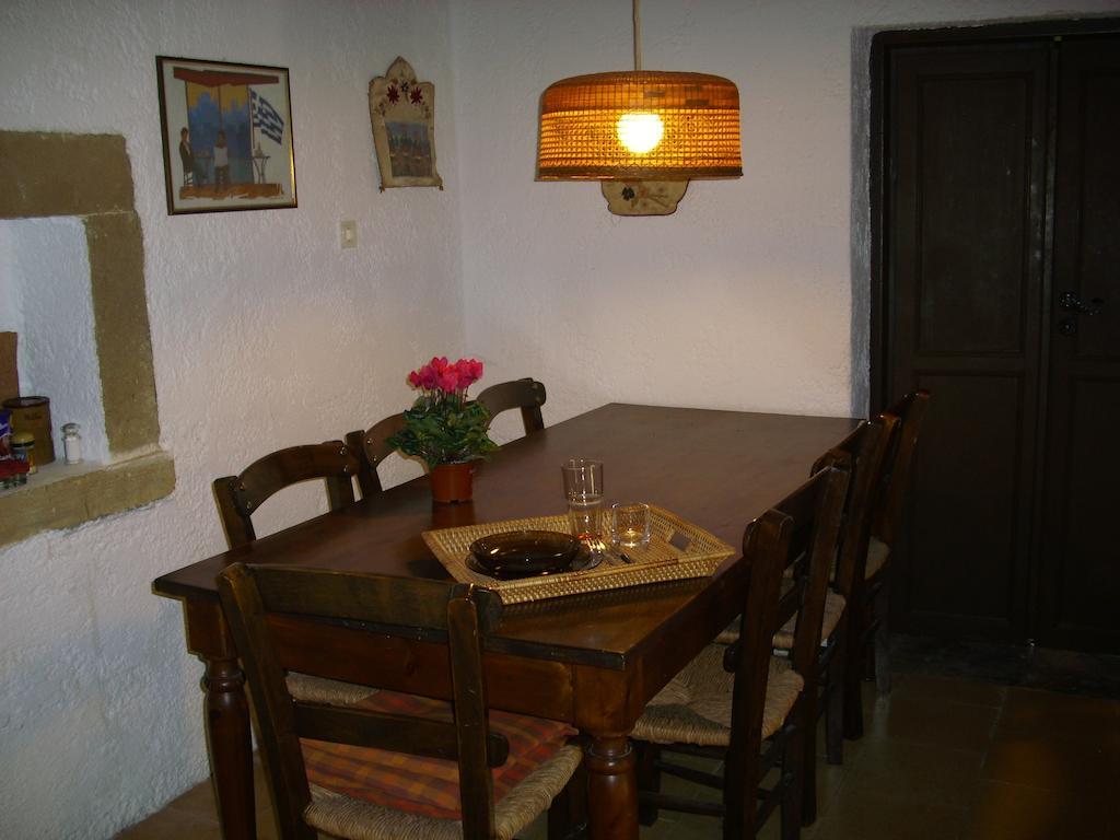 Patriko Country House Vóroi الغرفة الصورة